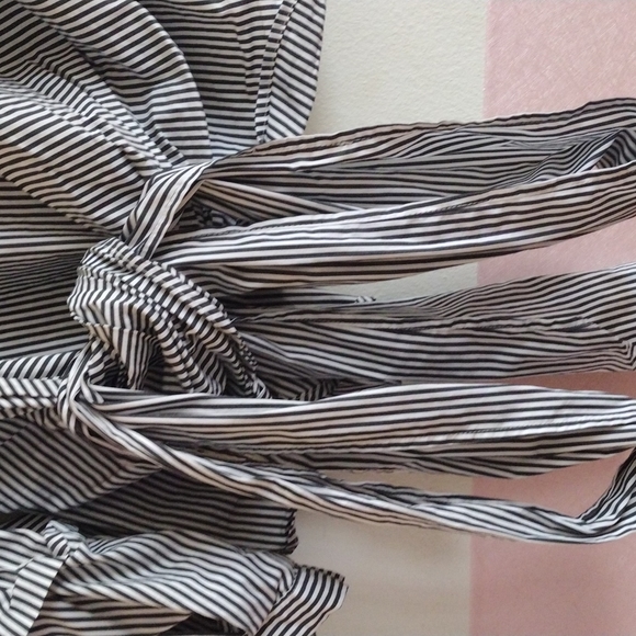 New York and Company Wrap Blouse - Picture 3 of 5